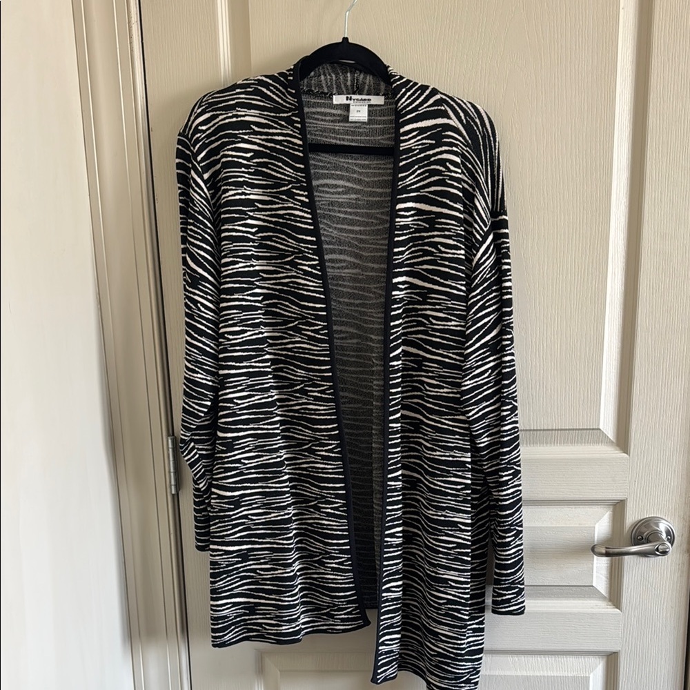 Black and White Cardigan with Bold Stripes